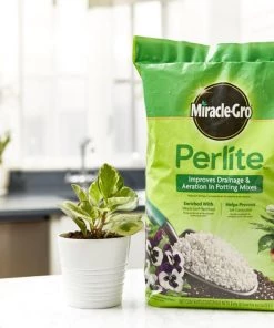 Miracle-Gro Soil & Soil Amendments Perlite Improves Soil Structure -Landscaping Sales Store 12190887