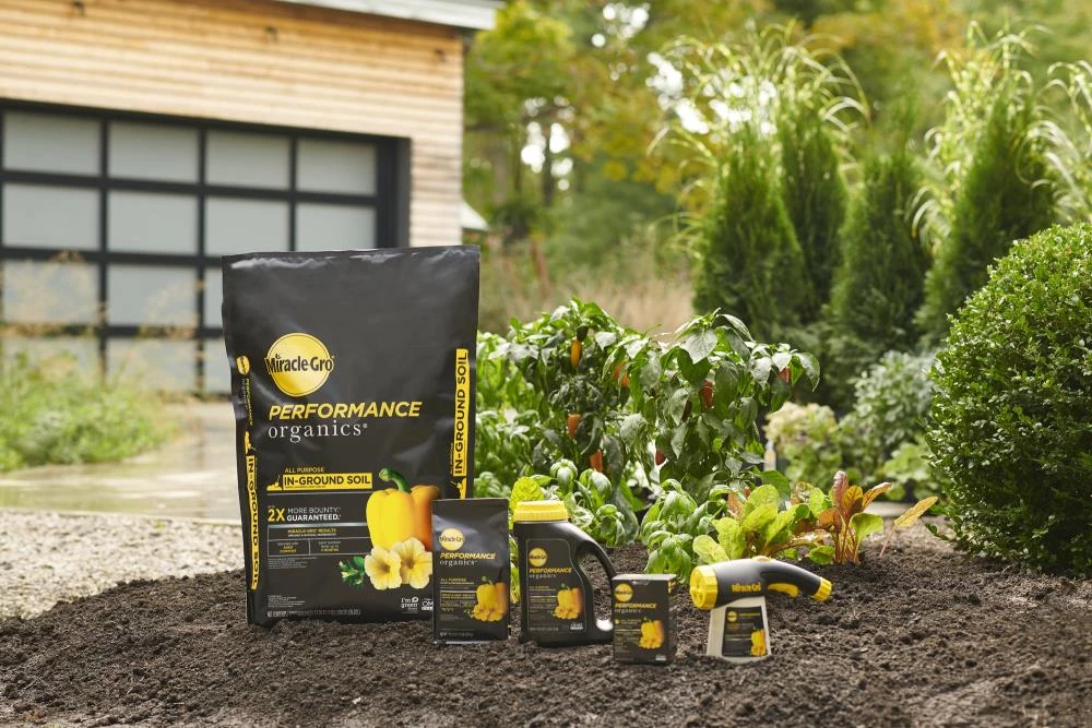 Miracle-Gro Soil & Soil Amendments 1.3-cu ft Organic Garden Soil 12 Miracle-Gro Soil & Soil Amendments 1.3-cu ft Organic Garden Soil - Image 12