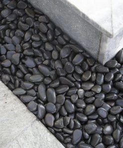 WonderLand Landscaping Rock 0.4-cu ft Black Decorative Rock -Landscaping Sales Store 40316360 scaled
