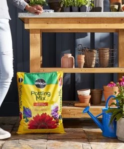Miracle-Gro Soil & Soil Amendments Potting Mix Bundle 16-Quart Potting Soil Mix 9 Miracle-Gro Soil & Soil Amendments Potting Mix Bundle 16-Quart Potting Soil Mix -Landscaping Sales Store 44004120