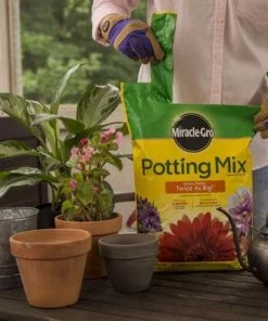 Miracle-Gro Soil & Soil Amendments Potting Mix Bundle 8-Quart Potting Soil Mix -Landscaping Sales Store 44004197